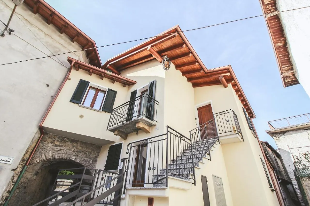 Casa Pozzi Apartment Garzeno Italy